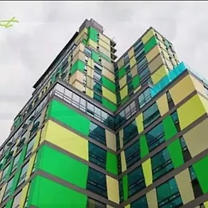 https://aparta-estudio-en-el-corazn-de-chapinero.hotels-bogota.net